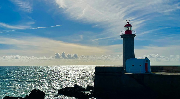 marina poliukhovich EQtpGThlu g unsplash 700 400 Newsletter Archive