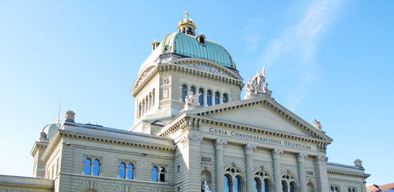 shutterstock 37660327 Bundeshaus