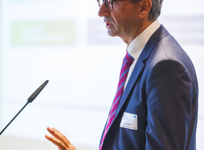  Sven Gentner, Head of Asset Management Unit at the European Commission's DG FISMA 