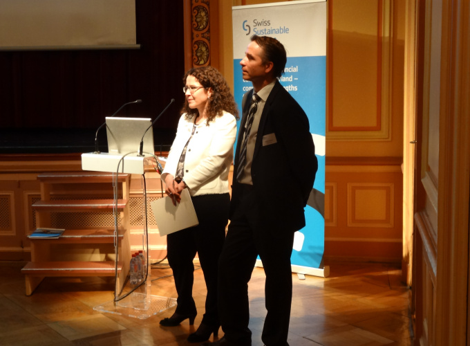 Sabine Döbeli and Frédéric Berney responding to questions
